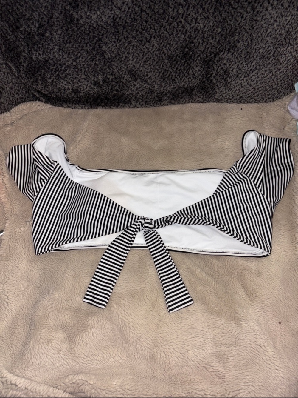 Cabana del Sol Black & White Striped Off Shoulder Tie Bikini Set, XL - Picture 3 of 8